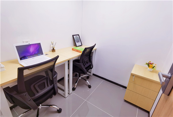 打浦桥日月光中心共享办公室1人间